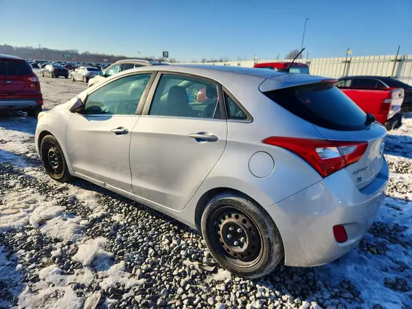 KMHD35LH3HU358782 2017 HYUNDAI ELANTRA - Image 2