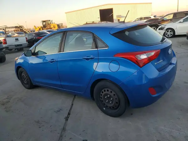 KMHD35LH3HU369846 2017 HYUNDAI ELANTRA - Image 2
