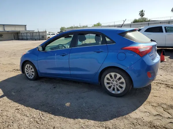 KMHD35LH3HU370754 2017 HYUNDAI ELANTRA - Image 2