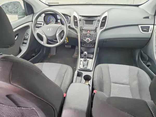KMHD35LH3HU374478 2017 HYUNDAI ELANTRA - Image 8