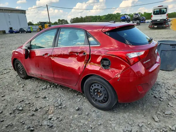 KMHD35LH3HU374495 2017 HYUNDAI ELANTRA - Image 2