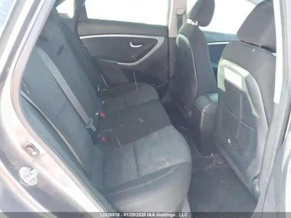 KMHD35LH3HU374898 2017 HYUNDAI ELANTRA - Image 8