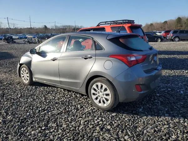 KMHD35LH3HU375730 2017 HYUNDAI ELANTRA - Image 2