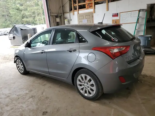 KMHD35LH3HU376781 2017 HYUNDAI ELANTRA - Image 2