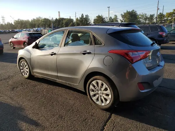 KMHD35LH3HU381219 2017 HYUNDAI ELANTRA - Image 2