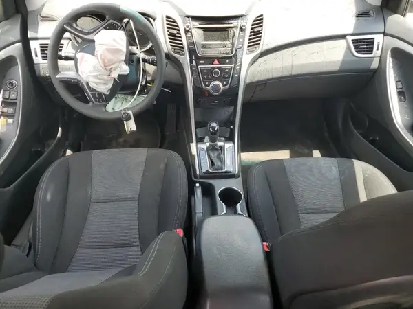 KMHD35LH3HU382466 2017 HYUNDAI ELANTRA - Image 8