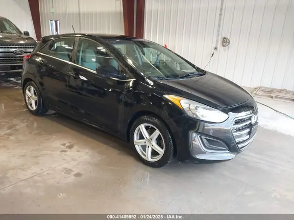 KMHD35LH4GU251951 2016 HYUNDAI ELANTRA - Image 1