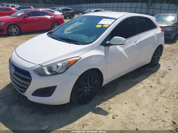 KMHD35LH4GU252968 2016 HYUNDAI ELANTRA - Image 2