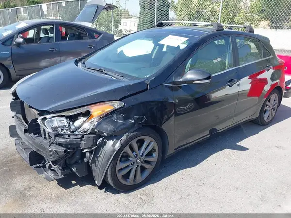 KMHD35LH4GU255210 2016 HYUNDAI ELANTRA - Image 2
