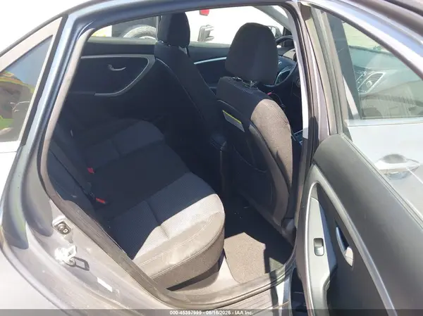 KMHD35LH4GU263789 2016 HYUNDAI ELANTRA - Image 8