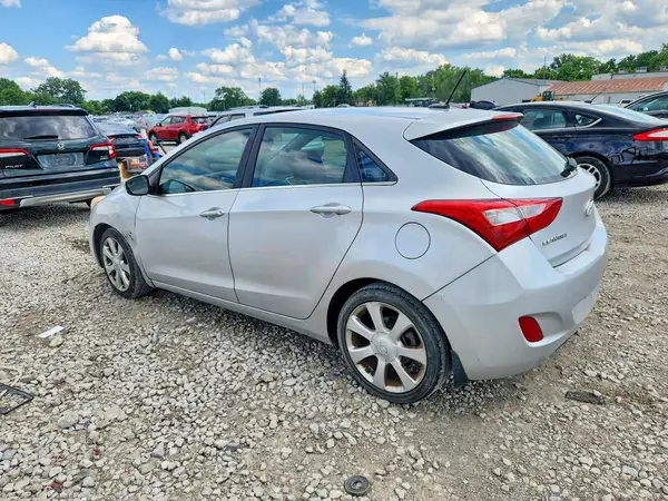 KMHD35LH4GU269642 2016 HYUNDAI ELANTRA - Image 2