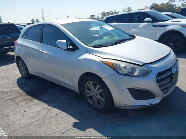 KMHD35LH4GU274453 2016 HYUNDAI ELANTRA - Image 1