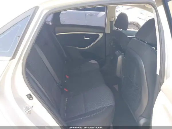 KMHD35LH4GU274453 2016 HYUNDAI ELANTRA - Image 8