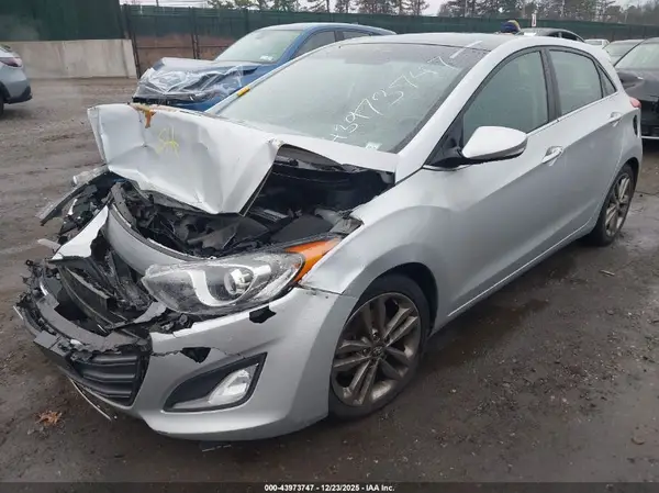 KMHD35LH4GU283167 2016 HYUNDAI ELANTRA - Image 2