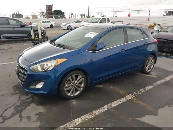 KMHD35LH4GU284545 2016 HYUNDAI ELANTRA - Image 2