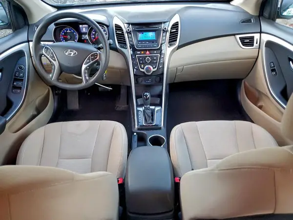 KMHD35LH4GU297845 2016 HYUNDAI ELANTRA - Image 8