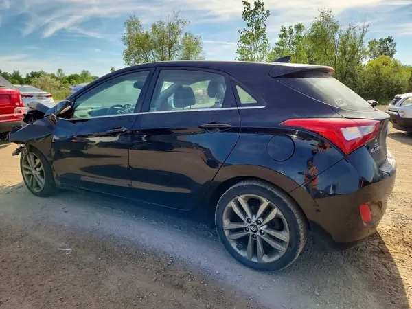 KMHD35LH4GU300114 2016 HYUNDAI ELANTRA - Image 2