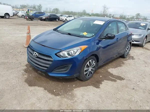 KMHD35LH4GU301604 2016 HYUNDAI ELANTRA - Image 2