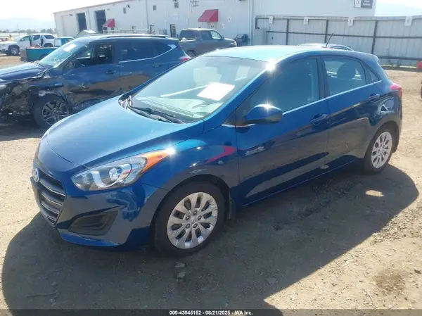 KMHD35LH4GU302624 2016 HYUNDAI ELANTRA - Image 2