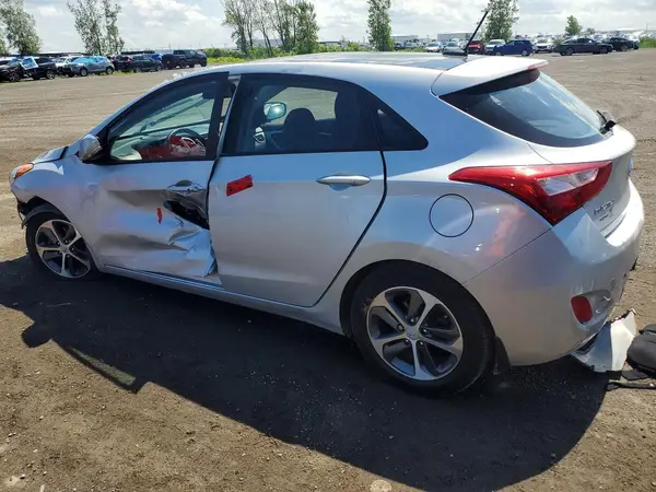KMHD35LH4GU304163 2016 HYUNDAI ELANTRA - Image 2