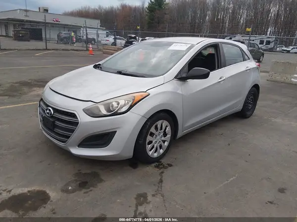 KMHD35LH4GU313929 2016 HYUNDAI ELANTRA - Image 2
