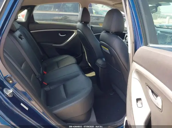 KMHD35LH4GU316135 2016 HYUNDAI ELANTRA - Image 8