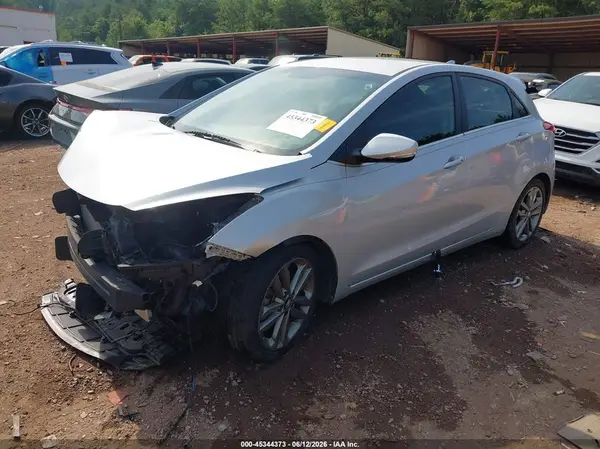 KMHD35LH4GU316166 2016 HYUNDAI ELANTRA - Image 2