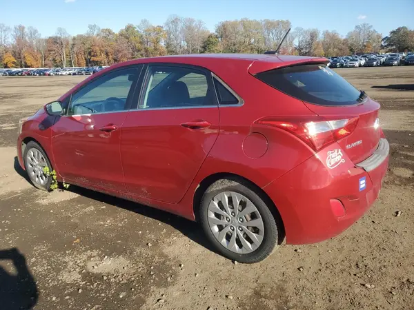 KMHD35LH4GU317589 2016 HYUNDAI ELANTRA - Image 2