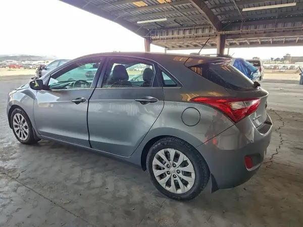 KMHD35LH4GU322761 2016 HYUNDAI ELANTRA - Image 2