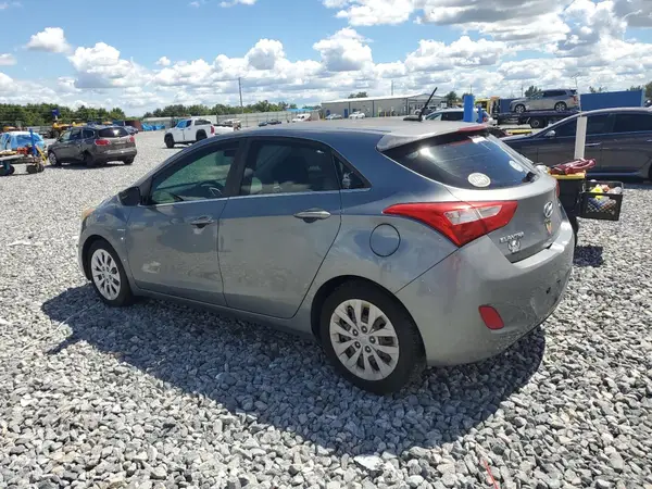 KMHD35LH4GU323439 2016 HYUNDAI ELANTRA - Image 2
