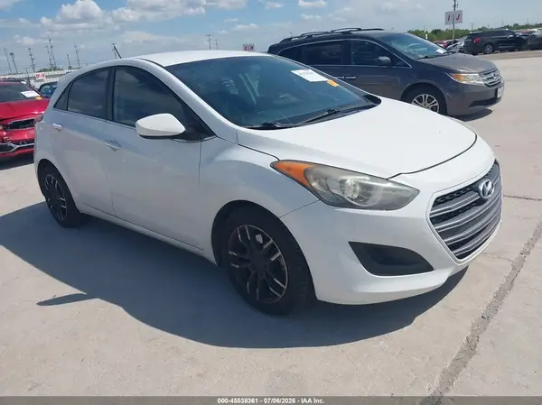 KMHD35LH4GU323621 2016 HYUNDAI ELANTRA - Image 1
