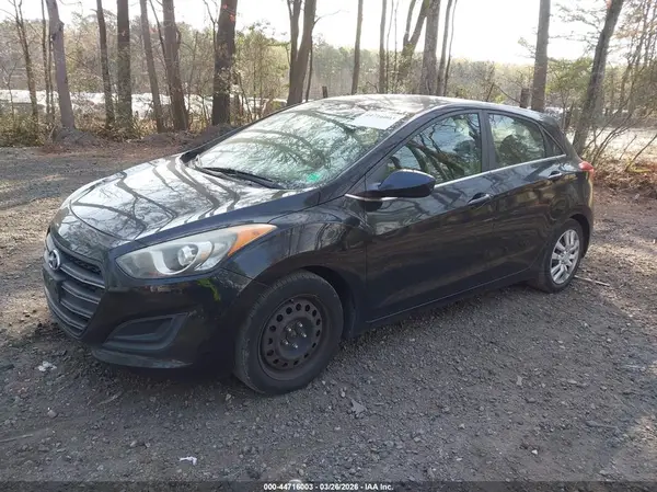 KMHD35LH4GU325191 2016 HYUNDAI ELANTRA - Image 2