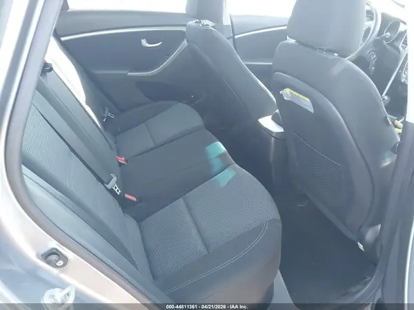 KMHD35LH4GU325773 2016 HYUNDAI ELANTRA - Image 8