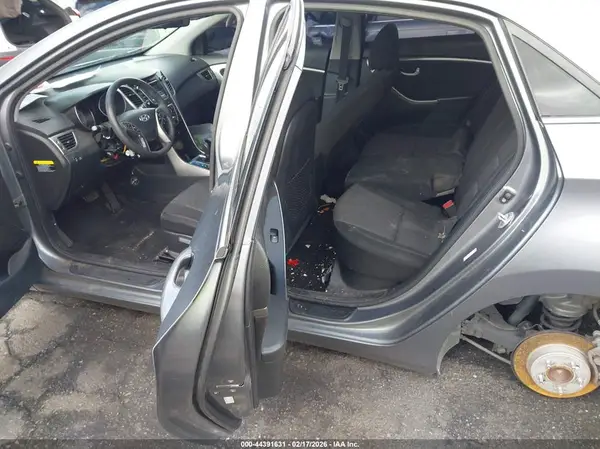 KMHD35LH4GU329693 2016 HYUNDAI ELANTRA - Image 8
