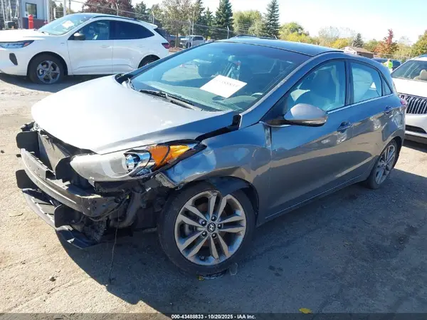 KMHD35LH4GU329872 2016 HYUNDAI ELANTRA - Image 2