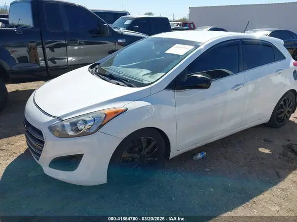 KMHD35LH4GU341973 2016 HYUNDAI ELANTRA - Image 2