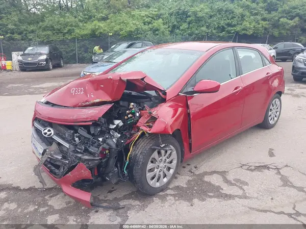 KMHD35LH4HU349332 2017 HYUNDAI ELANTRA - Image 2