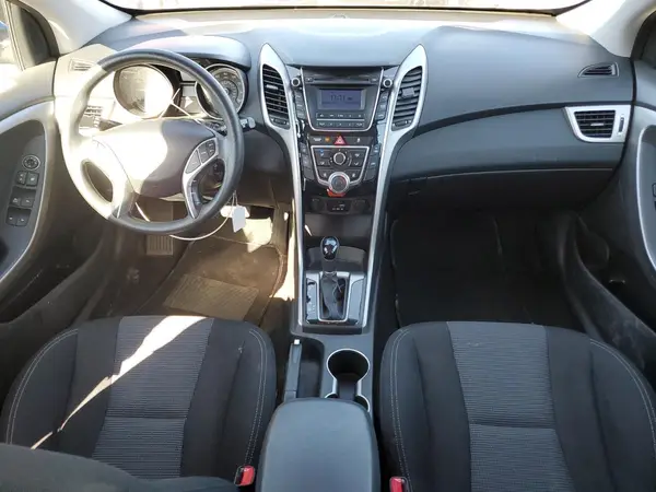 KMHD35LH4HU350030 2017 HYUNDAI ELANTRA - Image 8