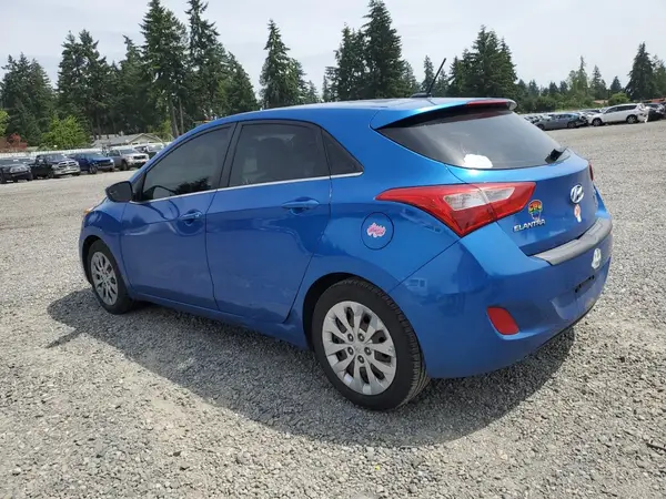 KMHD35LH4HU358841 2017 HYUNDAI ELANTRA - Image 2