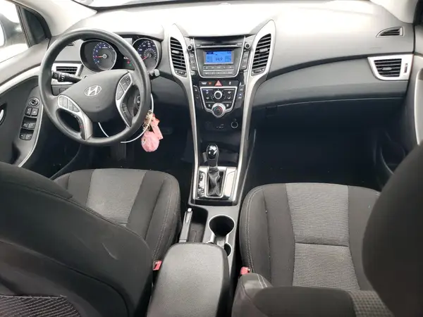 KMHD35LH4HU371055 2017 HYUNDAI ELANTRA - Image 8