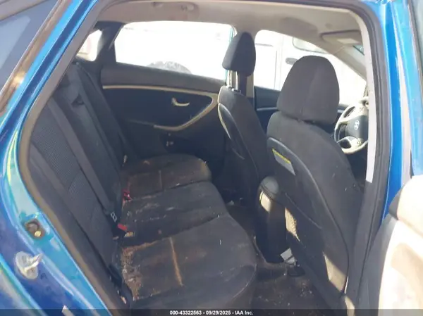 KMHD35LH4HU371928 2017 HYUNDAI ELANTRA - Image 8