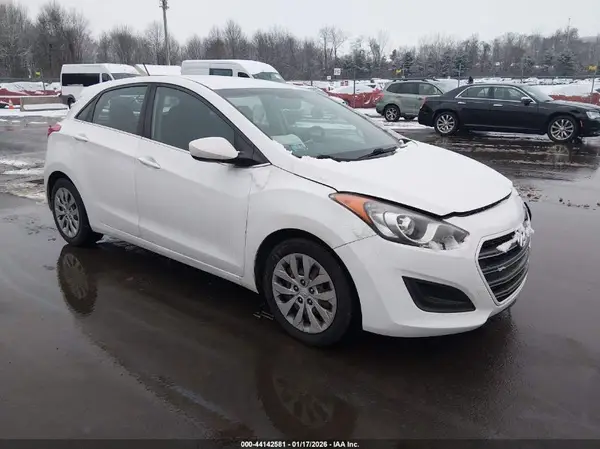 KMHD35LH4HU373033 2017 HYUNDAI ELANTRA - Image 1