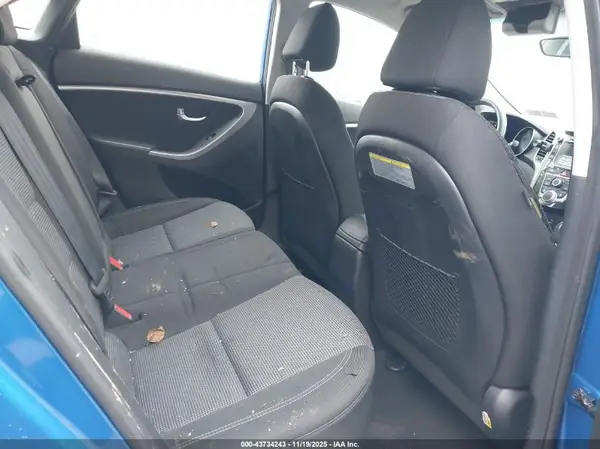 KMHD35LH4HU376515 2017 HYUNDAI ELANTRA - Image 8