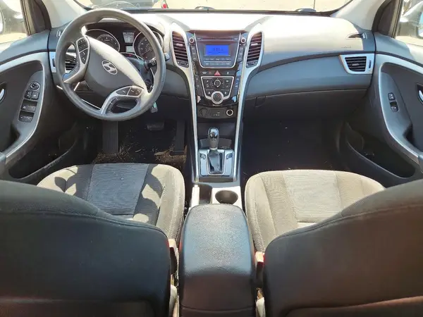 KMHD35LH4HU376739 2017 HYUNDAI ELANTRA - Image 8