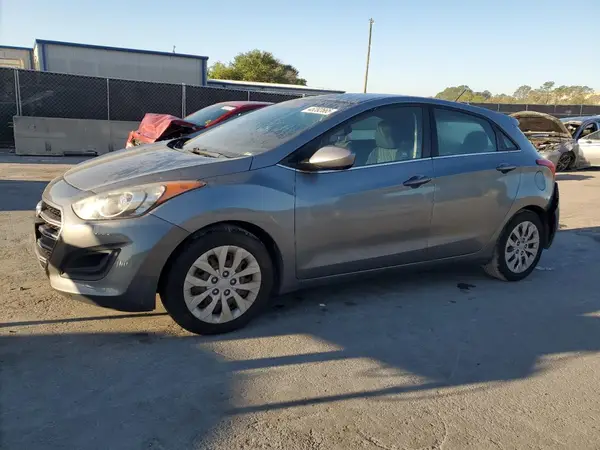 KMHD35LH4HU382301 2017 HYUNDAI ELANTRA - Image 1