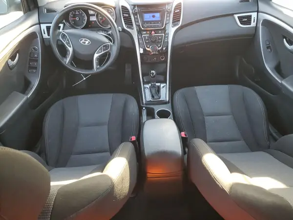 KMHD35LH4HU382301 2017 HYUNDAI ELANTRA - Image 8