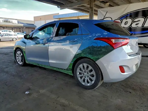 KMHD35LH4HU383190 2017 HYUNDAI ELANTRA - Image 2