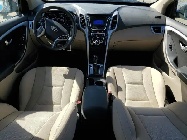 KMHD35LH5GU258746 2016 HYUNDAI ELANTRA - Image 8