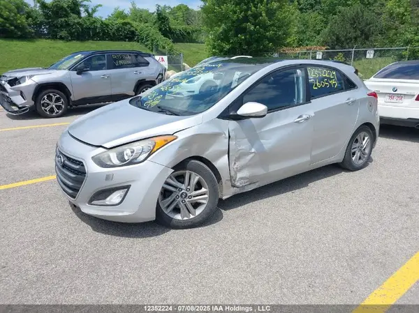KMHD35LH5GU260545 2016 HYUNDAI ELANTRA - Image 2