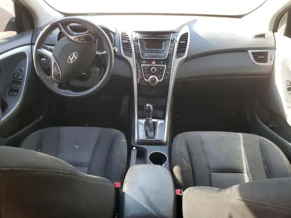 KMHD35LH5GU261243 2016 HYUNDAI ELANTRA - Image 8